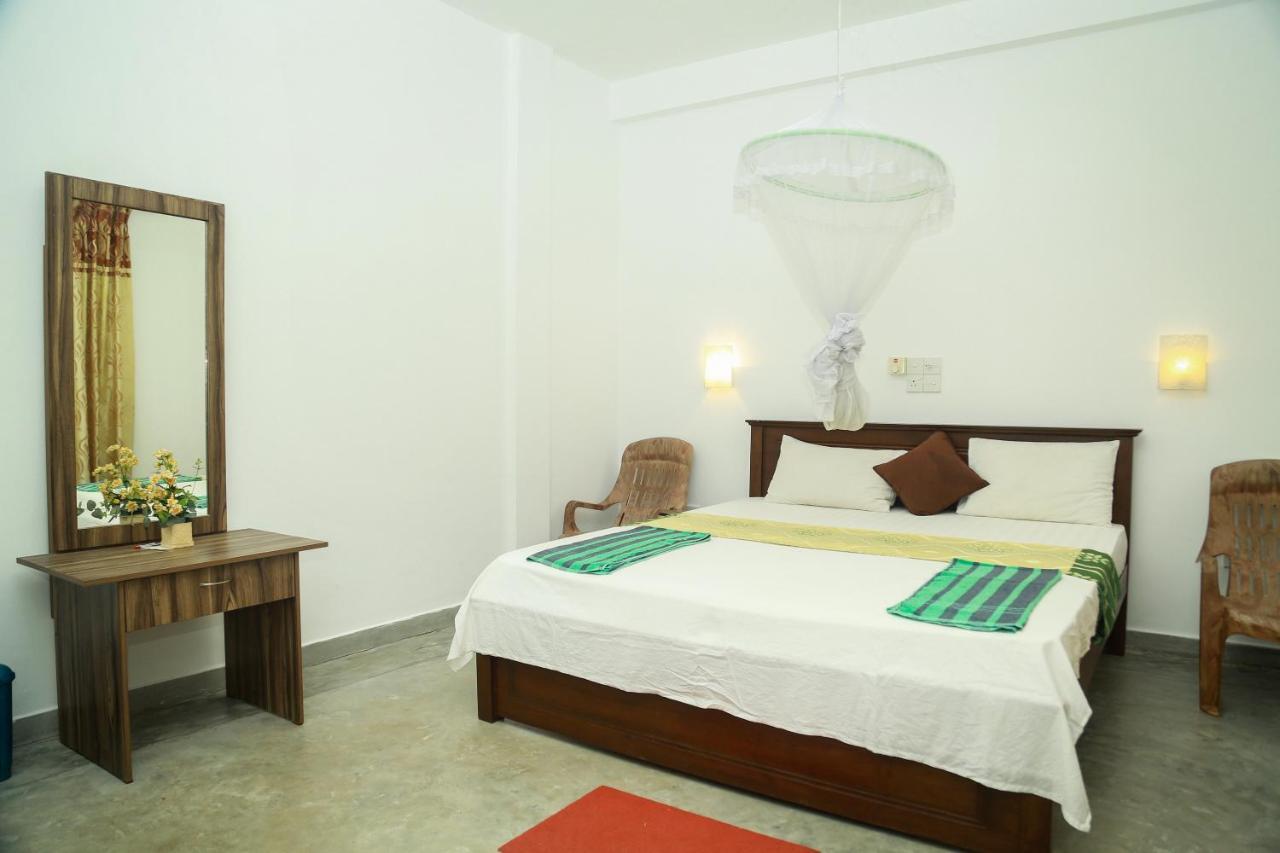 Suwa Arana Resort Mirissa Exterior photo
